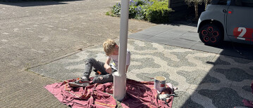 De ijzeren steunpaal van je carport schilderen: een stap-voor-stap plan