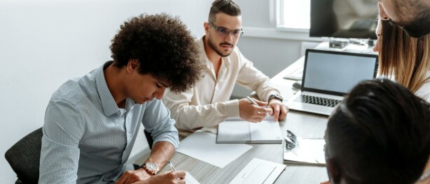 CommV / Commenditaire vennootschap – wat het is, voor wie het werkt, en waarom nu