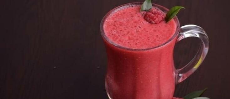 Zomerse eiwitrijke fruit smoothie voor na jouw workout