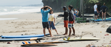 What to Expect From Your First Surf Lesson in Bali