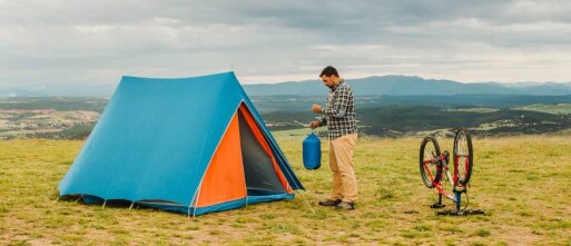 Hoe snel zet je een tent op? Tips en trucs voor een snelle en eenvoudige tentopstelling