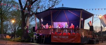 Een frisse nieuwe jas voor de Hattemer Muziektent