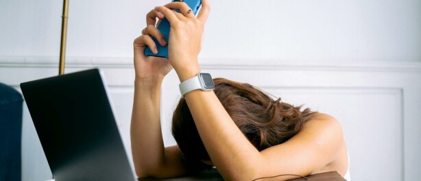 10 Early Warning Signs of Burnout at Work (and How to Respond Quickly)