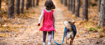 Kan mijn kind mijn hond uitlaten