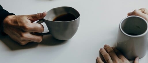 Waarom externe vertrouwenspersonen belangrijk zijn in het onderwijs: Een neutrale steunpilaar voor scholen