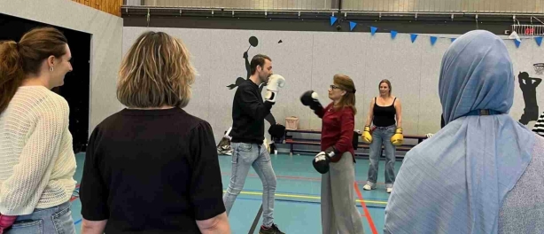Boksworkshops bij ROC van Amsterdam: over vitaliteit, persoonlijk leiderschap