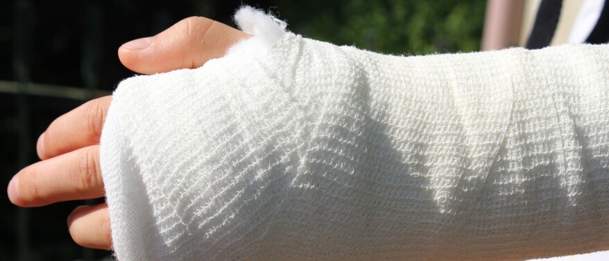 Verstuiking pols: Wat is het, preventie en behandeling.