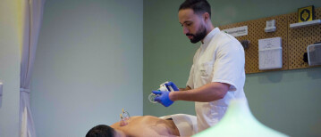 Hacamat: De Diepere Betekenis, Gezondheidsvoordelen en Wetenschappelijke Koppeling van Deze Oeroude Therapie