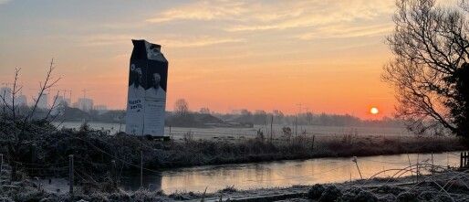 Free publicity: kunstje, geluk of wijsheid? Ontdek hoe een gigantisch melkpak onverwacht een marketinghit werd!