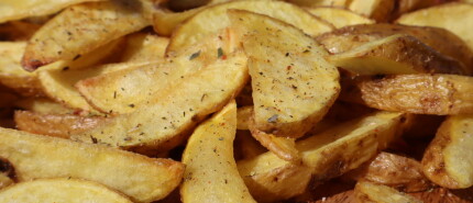 Voorgebakken aardappelwedges: het ideale bijgerecht boordevol smaak