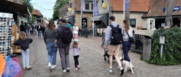 Winkelen op Ameland: van unieke boetieks tot verborgen parels🛒