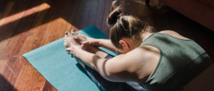 Waarom koffie of laat sporten je slaap verstoort (en wat je eraan kunt doen)