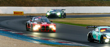 HET ZIT NIET MEE OP MAGNY-COURS