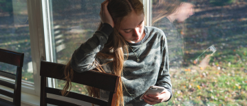 Pijnlijke ribben door stress: waarom spanning in je hoofd pijn in je lijf geeft