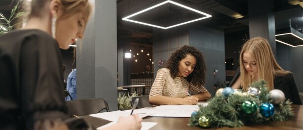 De kracht van originele relatiegeschenken voor het versterken van zakelijke relaties