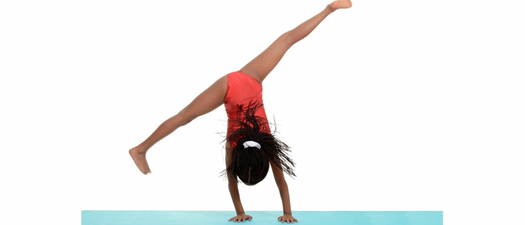 Hoe ziet een radslag eruit en hoe kun je hem aanleren?