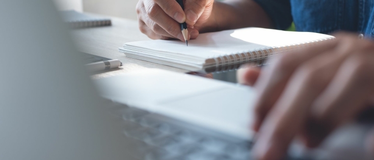 Hoe je educatieve content monetiseert zonder marketplaces te gebruiken