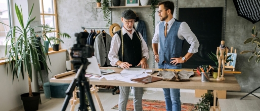 How to Teach Online With Video: A Simple Guide for Educators