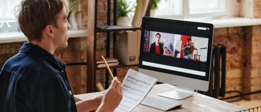 How to Create Online Lessons: A Simple Guide for Educators