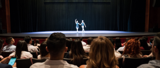 Hier en Nu - Dansvoorstelling in De Lawei in Drachten