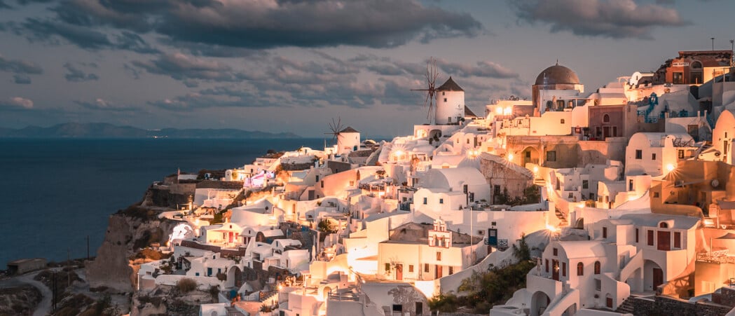 8 reasons to visit Santorini, the romantic Greek Island with picture ...