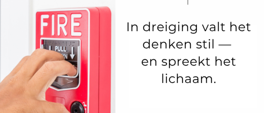 Totdat iemand in beweging komt - Het moment dat het brandalarm afging.
