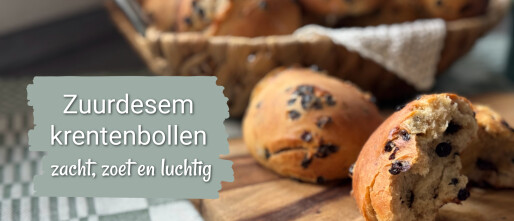 Krentenbollen met zuurdesem, zacht, zoet en luchtig