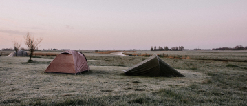 Wat is een natuurkampeerterrein?