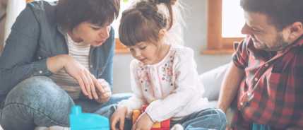 Parentale uitputting en prikkels: wat er gebeurt in je systeem als je voortdurend aan staat