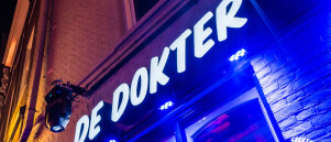 MAG Audio luidsprekers geïnstalleerd bij Café De Dokter in Breda