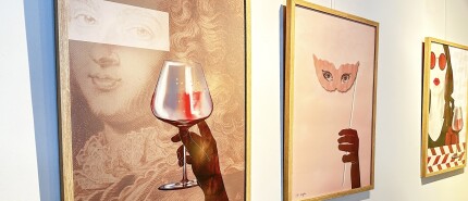 Een Avondje Uit – Kunst met de Smaak van Rode Wijn en Fluisterende Gesprekken