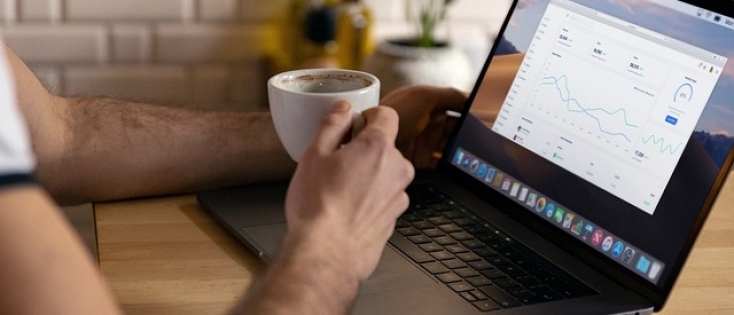 Remote werken vanuit cafés, coworkings en AirBnB’s