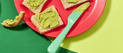 Wanneer mag je baby brood? Zo doe je het veilig