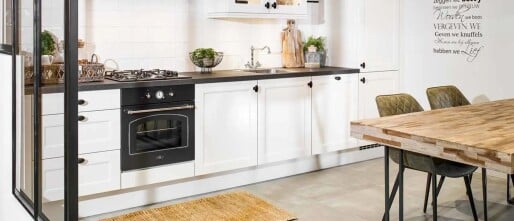 Rechte keuken: strakke lijnen en maximale functionaliteit