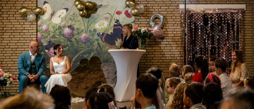 Bruiloft op de basisschool - Juf Saskia trouwt op Het Windas