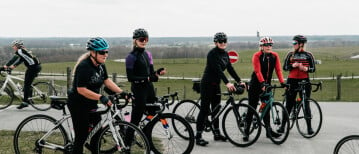 Fietsvrouwen meeting point bij de Amstel Gold Race Toertocht!