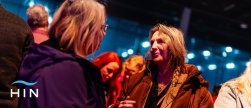 Betrokkenheid stimuleren met hypnose