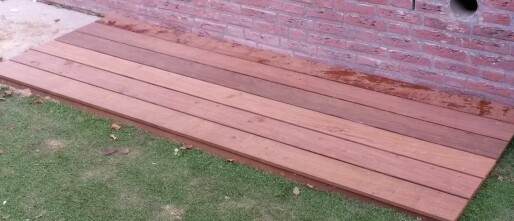 Houten vlonder schoonmaken? Zo doe je dat veilig en snel