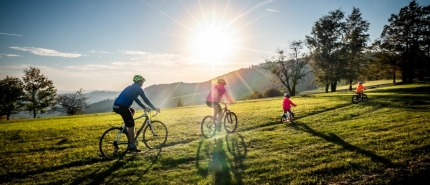 Fietsen met kinderen in Tsjechië: de mooiste routes voor een ontspannen vakantie