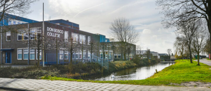 ๐รฉรฉ๐ง ๐จ๐ฏ๐๐ซ๐๐ซ๐๐๐ก๐ญ ๐ฏ๐๐ง ๐ก๐๐ญ ๐๐จ๐ง ๐๐จ๐ฌ๐๐จ ๐๐จ๐ฅ๐ฅ๐๐ ๐ (๐๐๐) ๐๐๐ง ๐ก๐๐ญ ๐๐ญ๐ฅ๐๐ฌ ๐๐จ๐ฅ๐ฅ๐๐ ๐ ๐ข๐ง ๐๐จ๐จ๐ซ๐ง, ๐ญ๐๐ง๐ณ๐ข๐ฃ ๐ง๐ฎ๐ญ รฉ๐ง ๐ง๐จ๐จ๐๐ณ๐๐๐ค ๐ฐ๐จ๐ซ๐๐๐ง ๐๐๐ฐ๐๐ณ๐๐ง