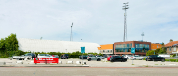 Tase-terrein met woningbouw/gemeentehuis – deel 3:  Hoe komt het Tase-terrein eruit te zien, en hoe verbetert dat de buurt, de RKAV en de FC?