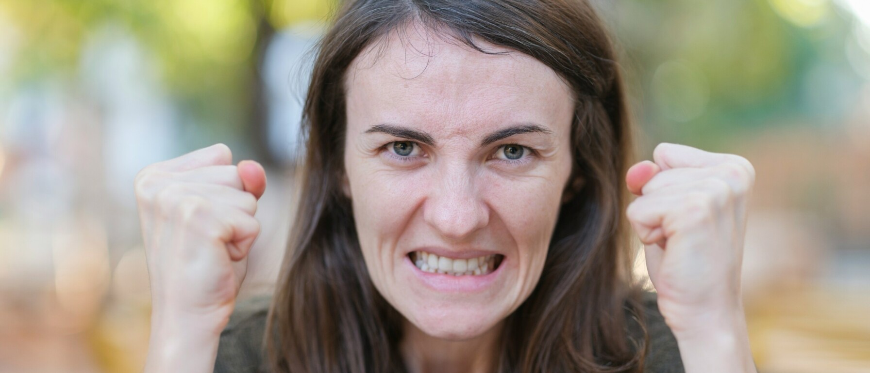 Jaloezie loslaten: ontdek hoe je van afgunst naar innerlijke vrede beweegt