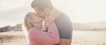 Diepe verbinding of echte liefde? 7 groene vlaggen om het verschil te voelen