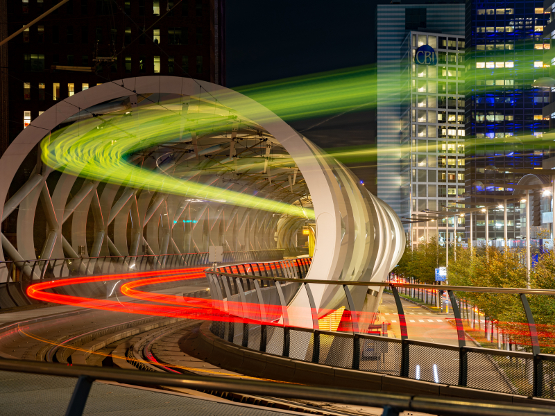 Trambaan met lichtsporen in Den Haag