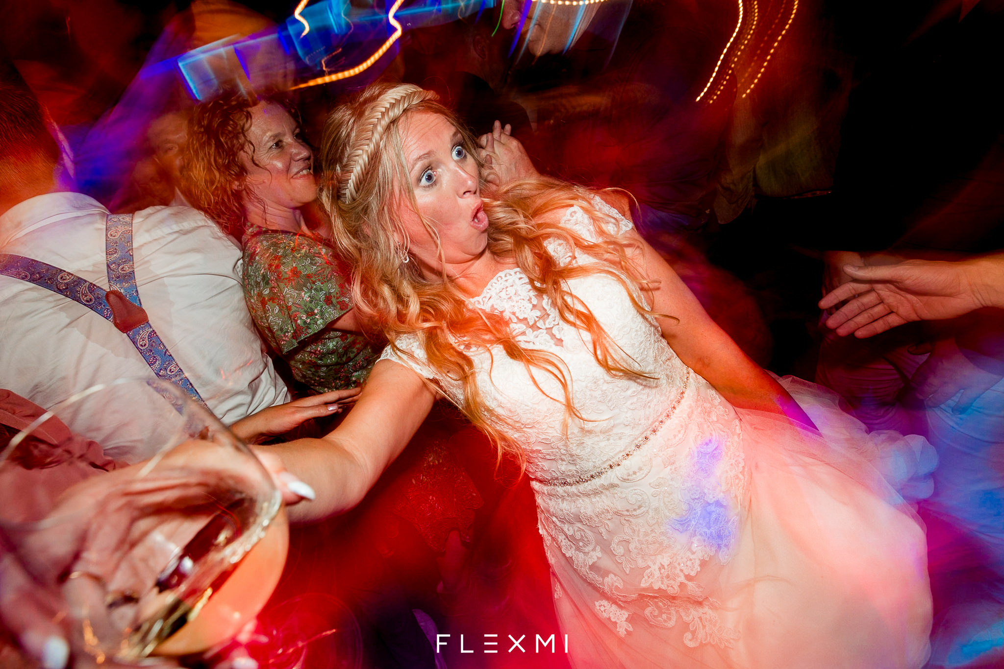 Direct flash bruidsfoto van Sander