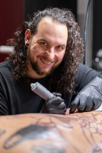 Tattoo artiest Berry annen Tattoo artiest Berry annen