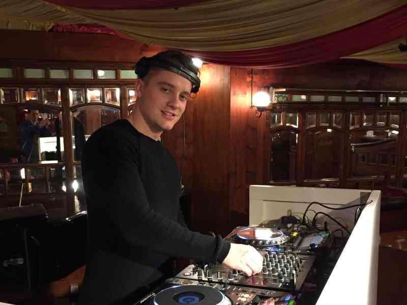 DJ in Gouda boeken voor verjaardagsfeest in De Spiegeltent met Ambitious DJ Bas