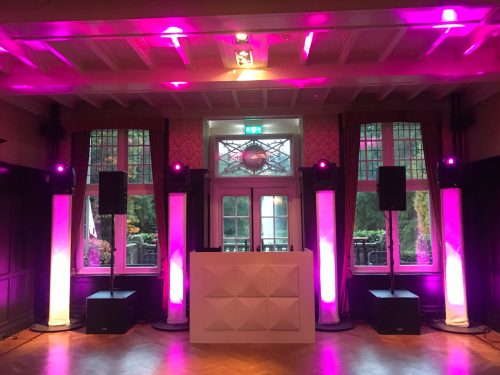 DJ huren in Kasteel van Rhoon voor bruiloft, verjaardag of bedrijfsfeest