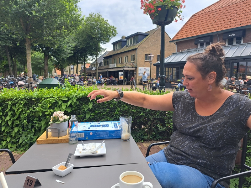 ameland-vakanties-nes-terras-bakkerij-de-jong