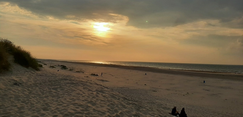 ameland-vakanties-zonsondergang-nes-strand ameland-vakanties-zonsondergang-nes-strand